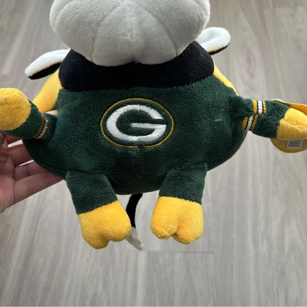 Stuffed Green Bay packers cow football NWT